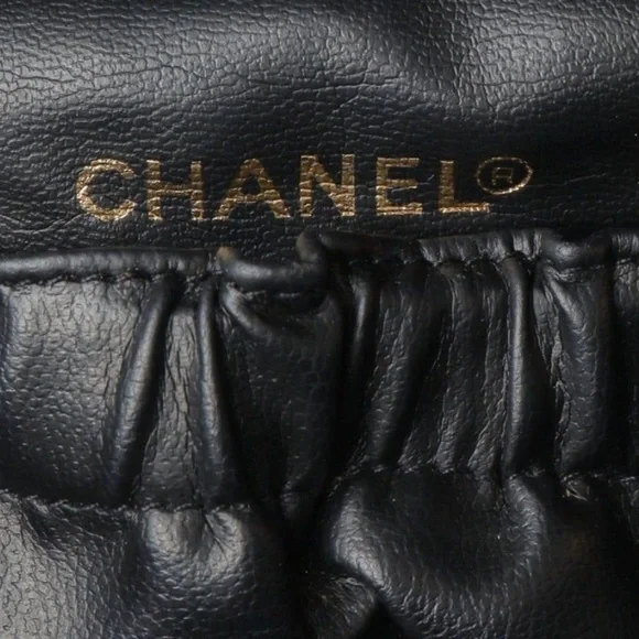 Chanel Black Leather Vanity Case - Picture 9 of 16
